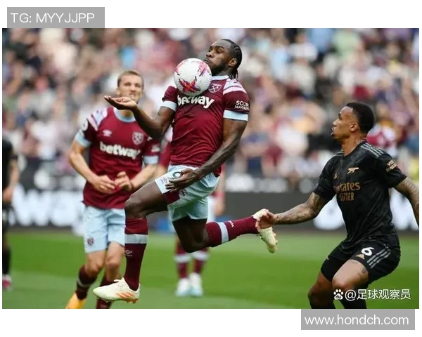 西汉姆联迎战英超劲旅 展现不屈精神与全新战术布局